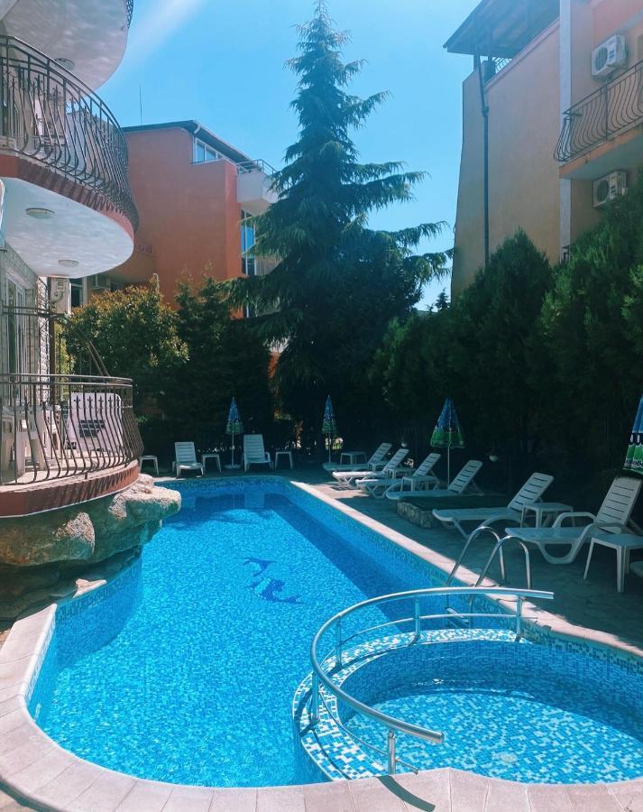 Hotel Dolphin Ravda Esterno foto